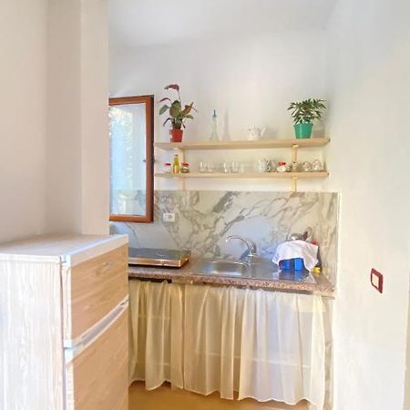 Besart Room Orikum Exterior foto